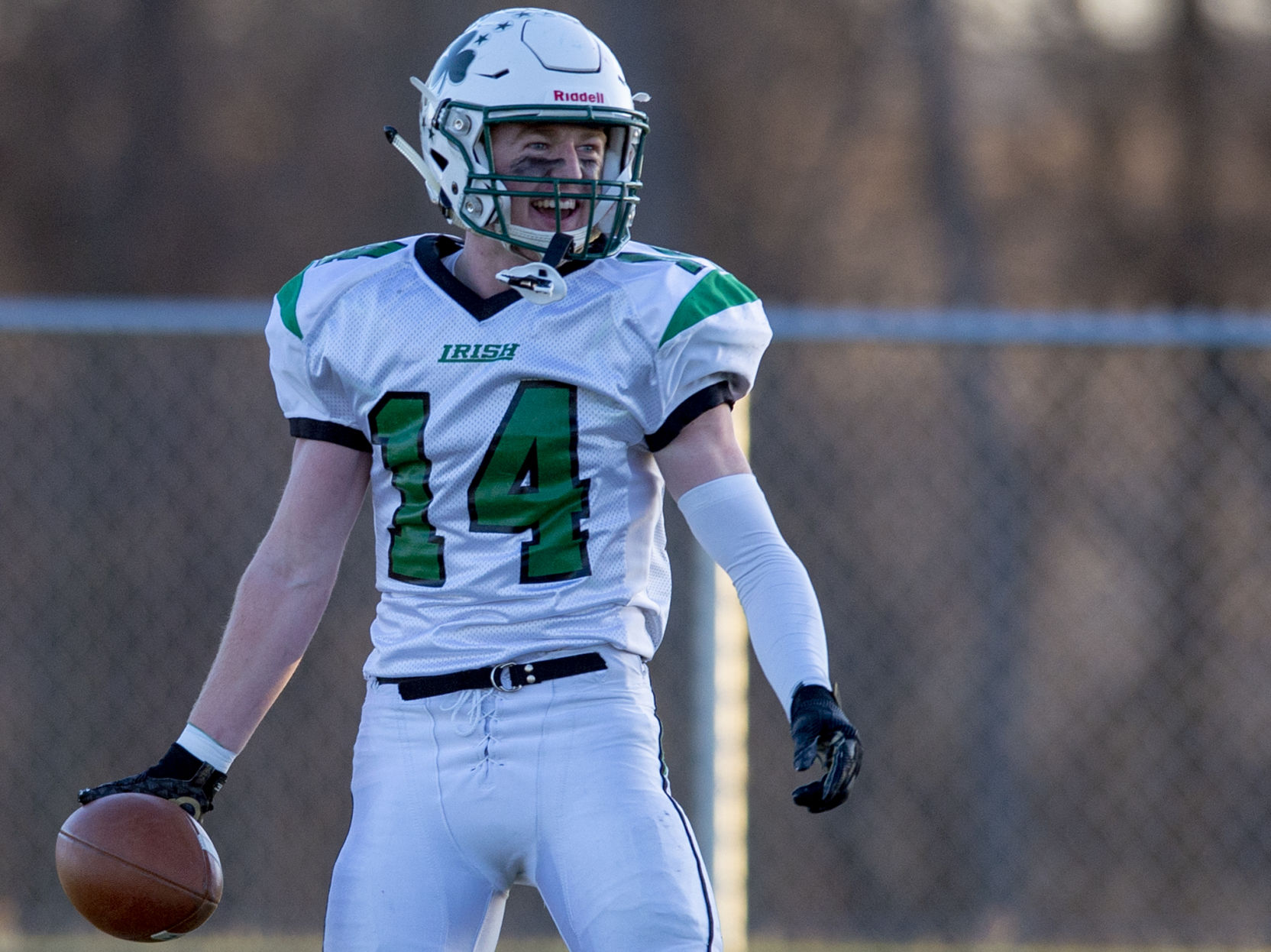 D-2 football semifinals, 11.18